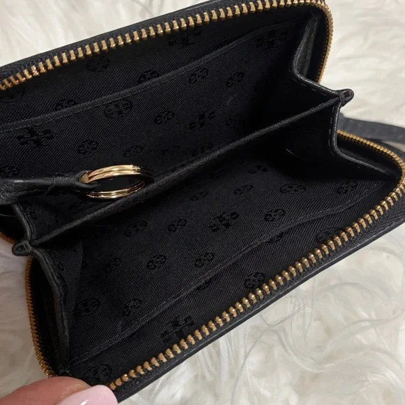 Tory Burch Black zipper pebbled leather card holder/coin case w/pouch - Picture 5 of 13